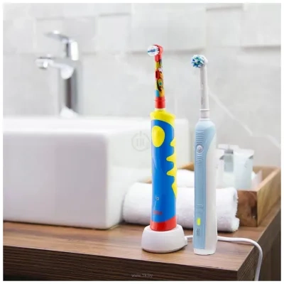 Oral-B Pro 500 Cross Action i Kids D16.513.1U + D10.513K